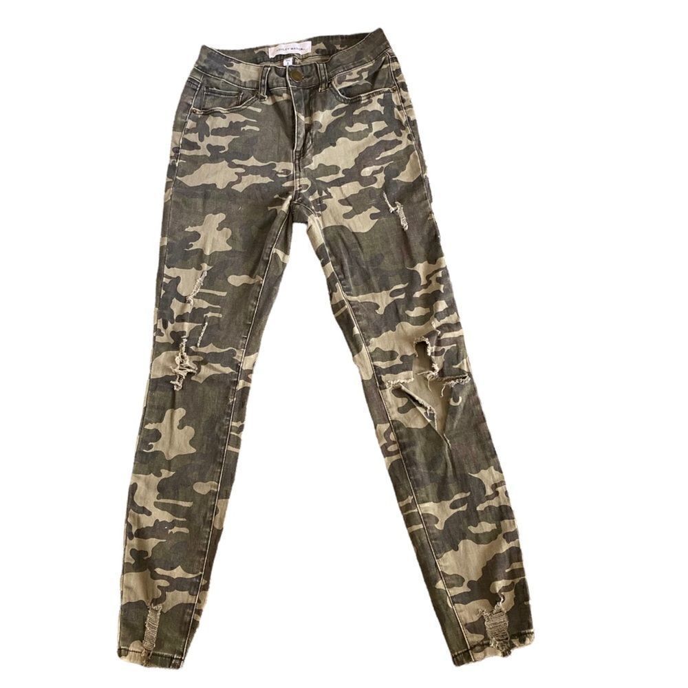 Ashley Mason Camo Pants Size 1